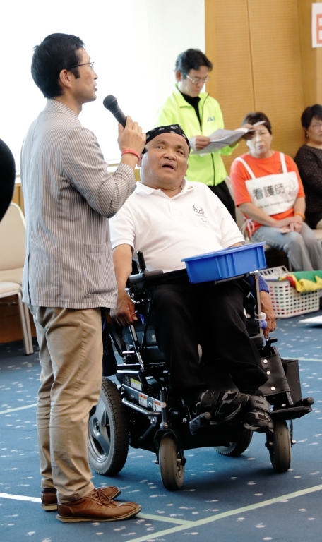 開会式では模範演技も